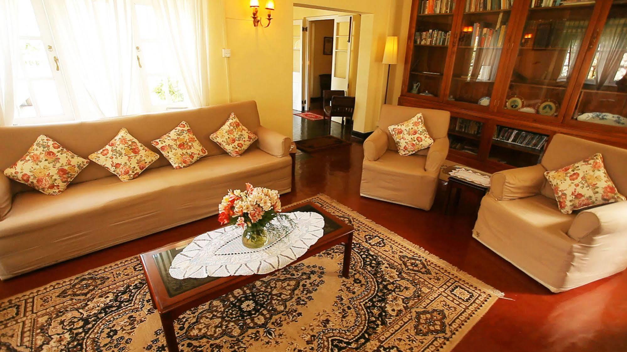 Senani Colonial Holiday Bungalow Nuwara Eliya Kültér fotó