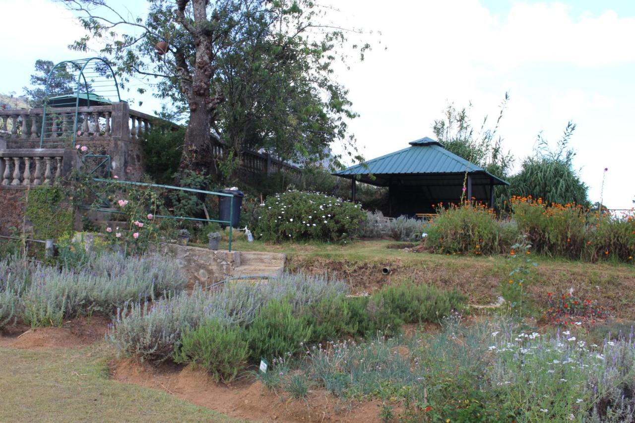 Senani Colonial Holiday Bungalow Nuwara Eliya Kültér fotó